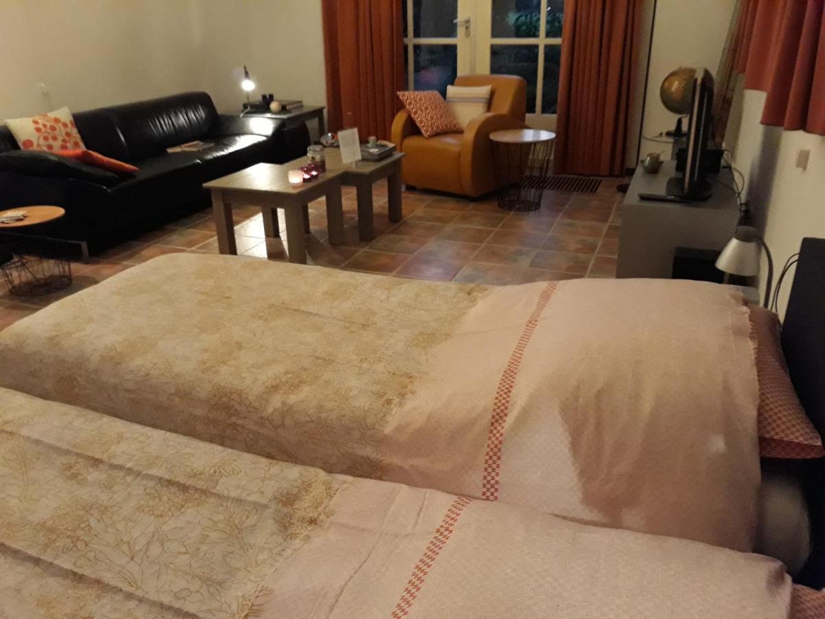 Vakantiehuisje Achter Odiliapeel 외부 사진